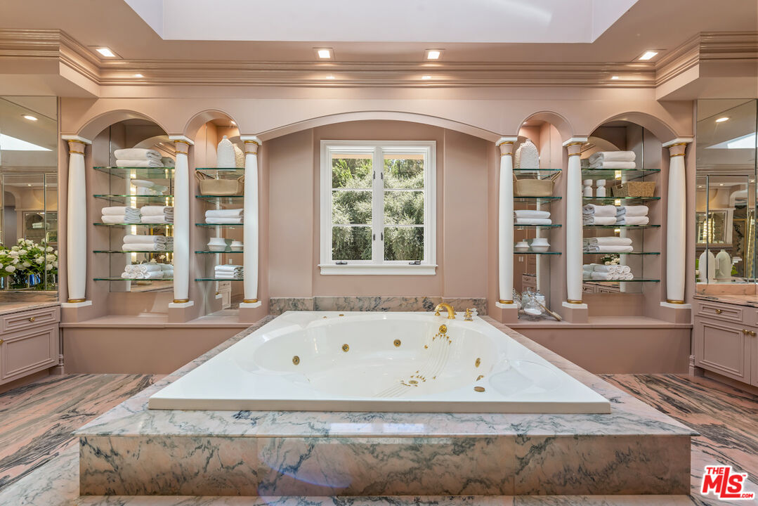 MLS #25511467 image #35