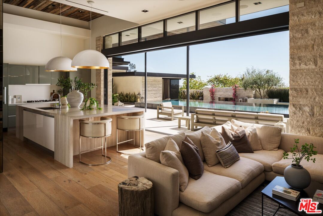 MLS #25511479 image #10