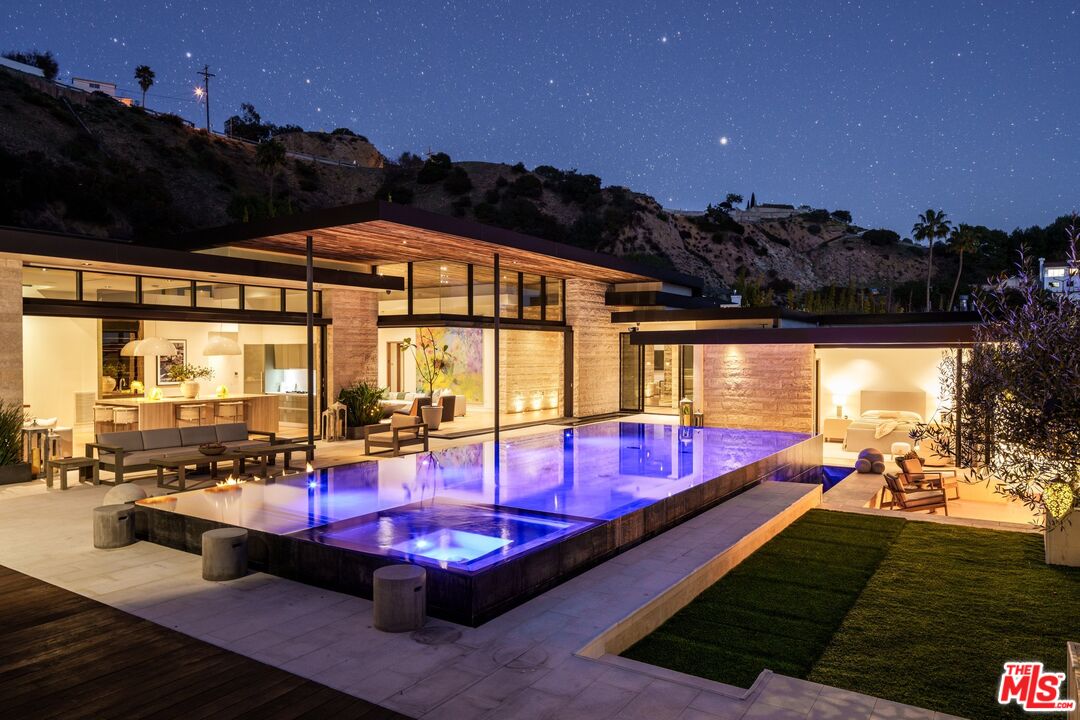 MLS #25511479 image #1