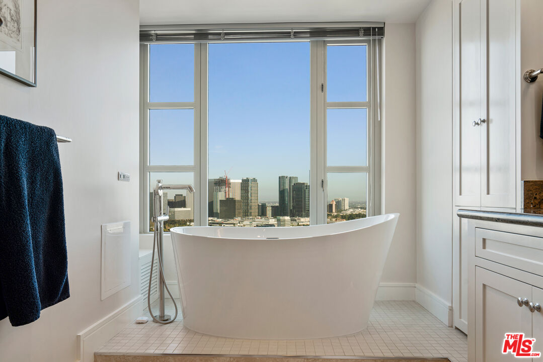 MLS #25511585 image #23