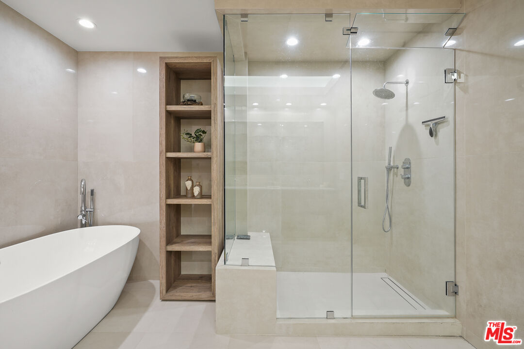 MLS #25511973 image #16