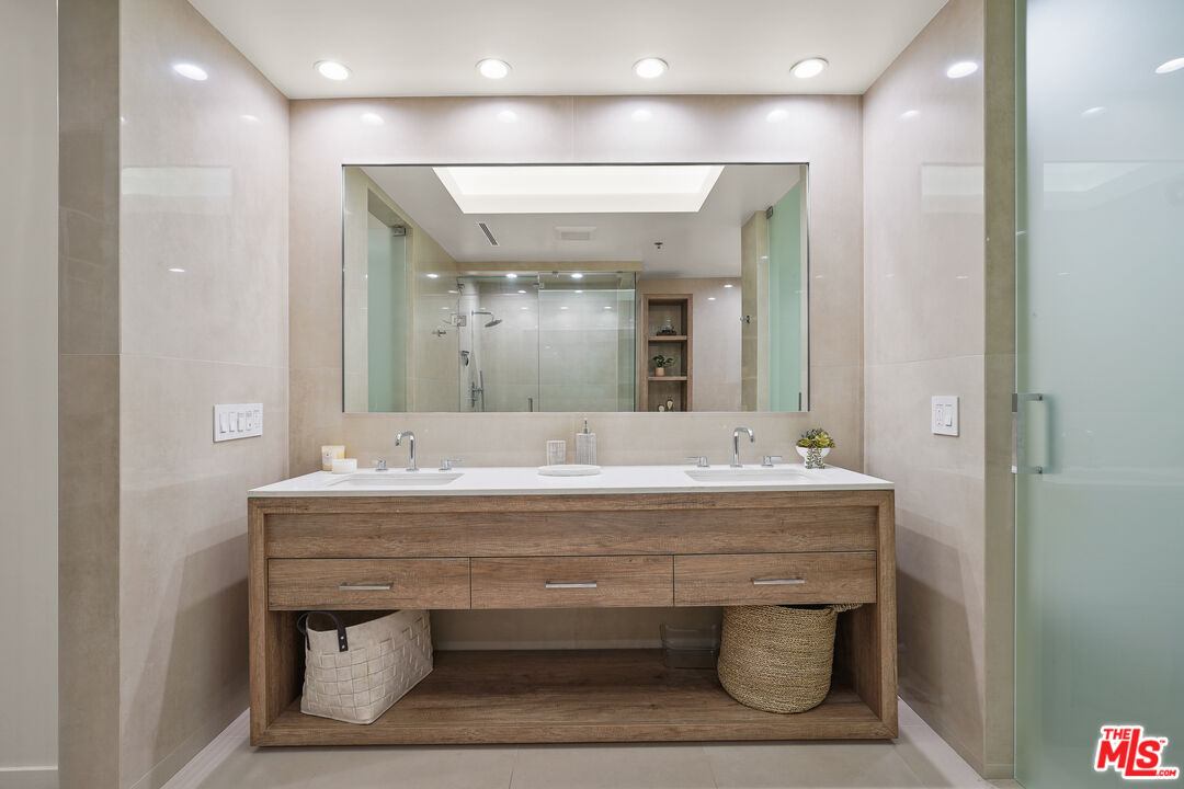 MLS #25511973 image #18