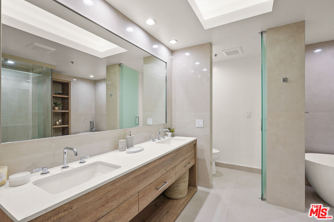 MLS #25511973 image #19