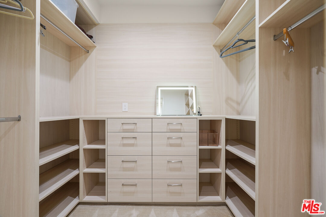 MLS #25511973 image #20