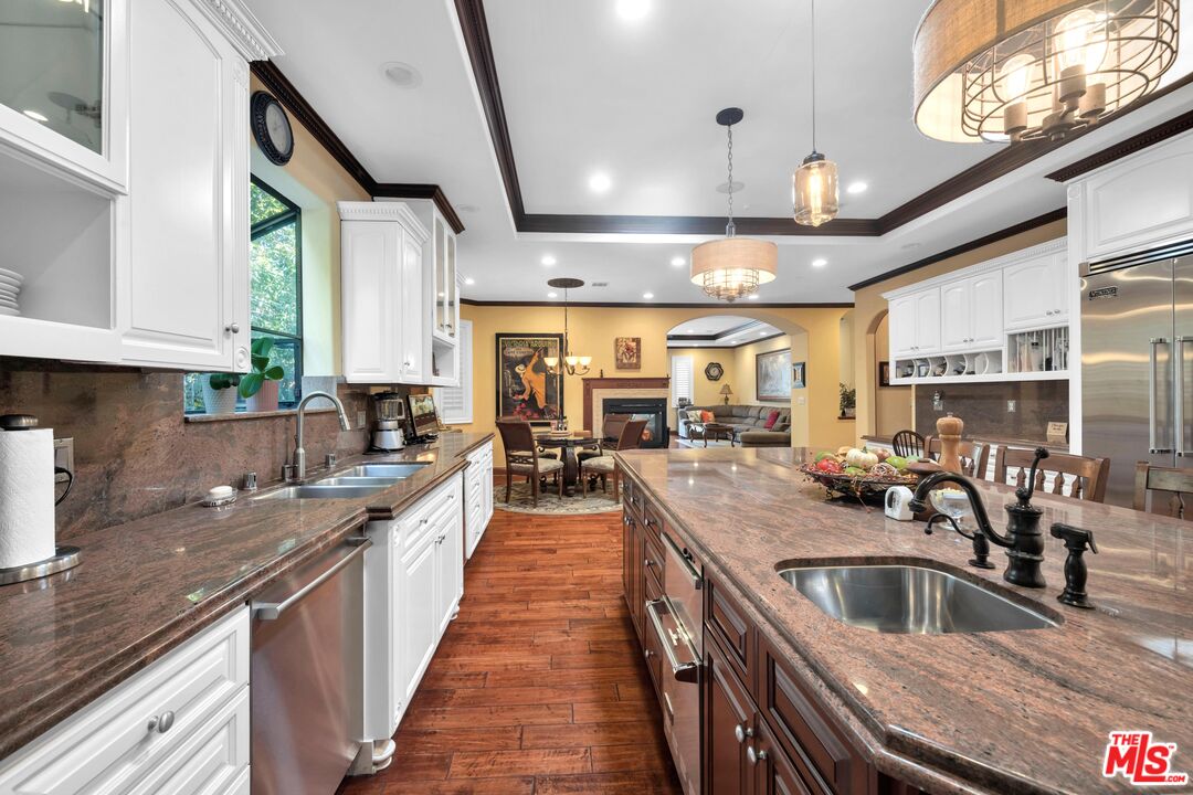 MLS #25512313 image #16