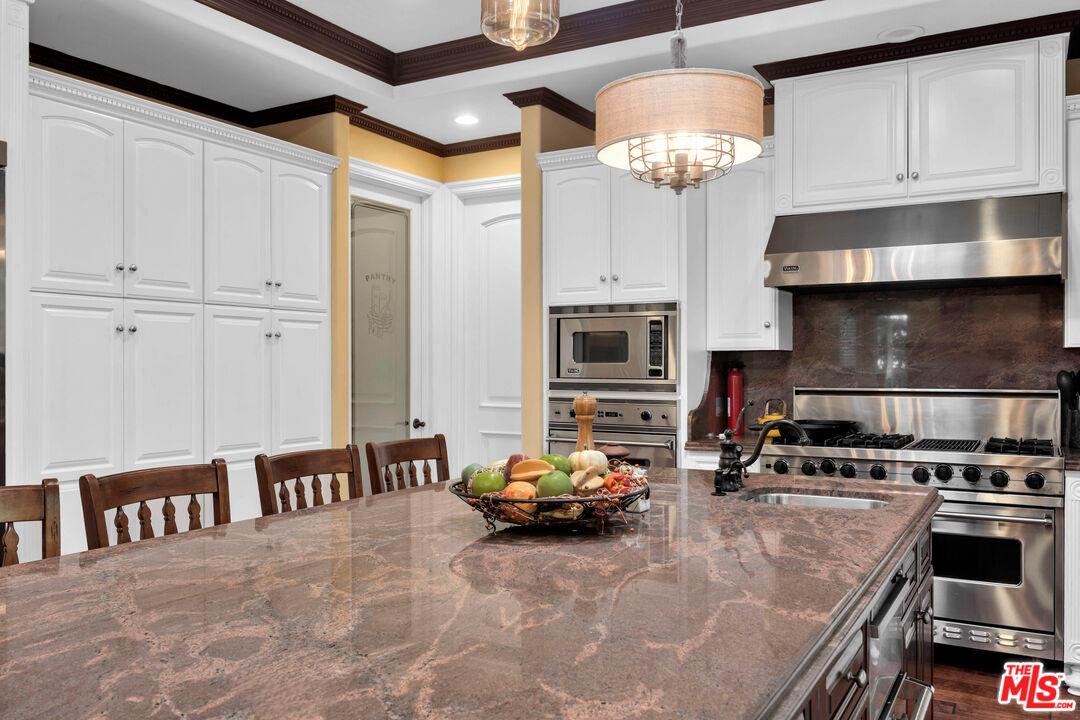 MLS #25512313 image #17