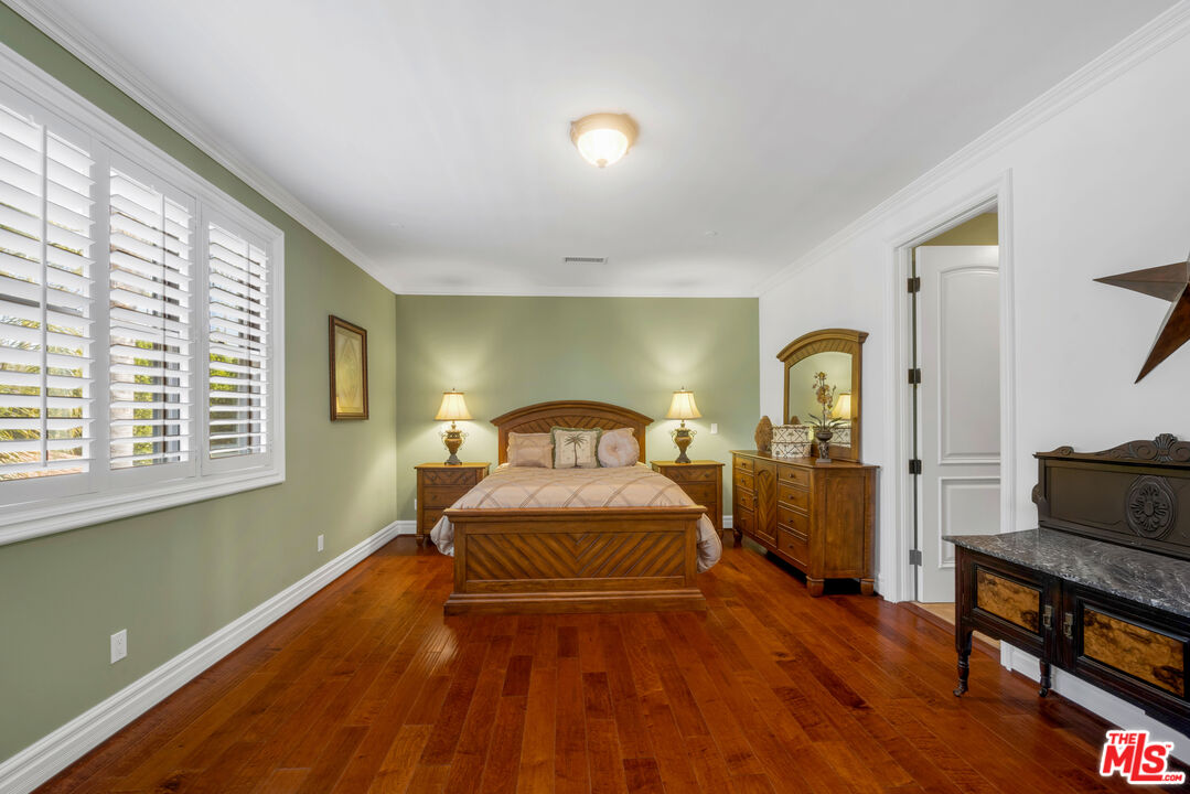 MLS #25512313 image #30