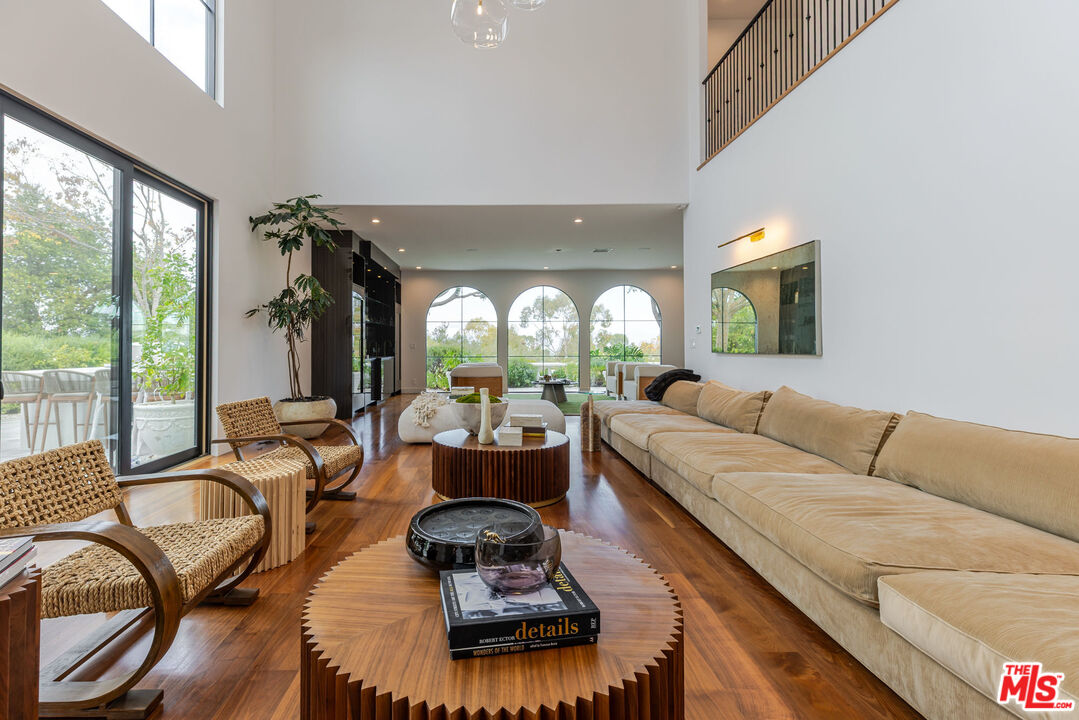 MLS #25512741 image #14