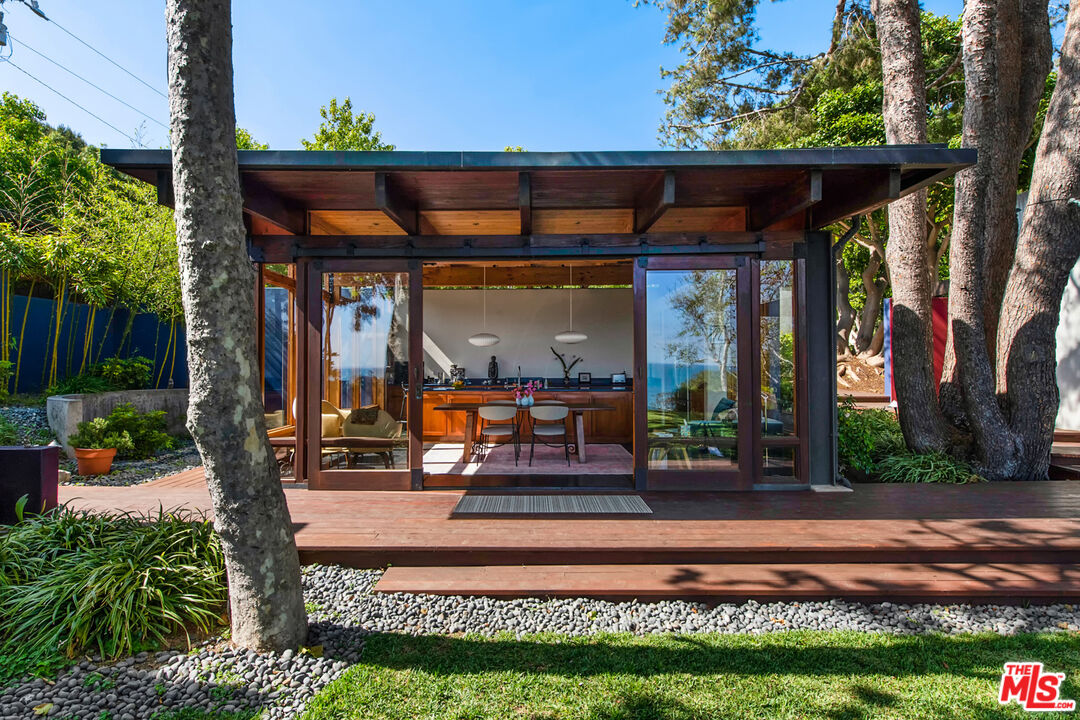 MLS #25512791 image #15