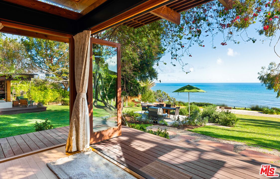 MLS #25512791 image #24