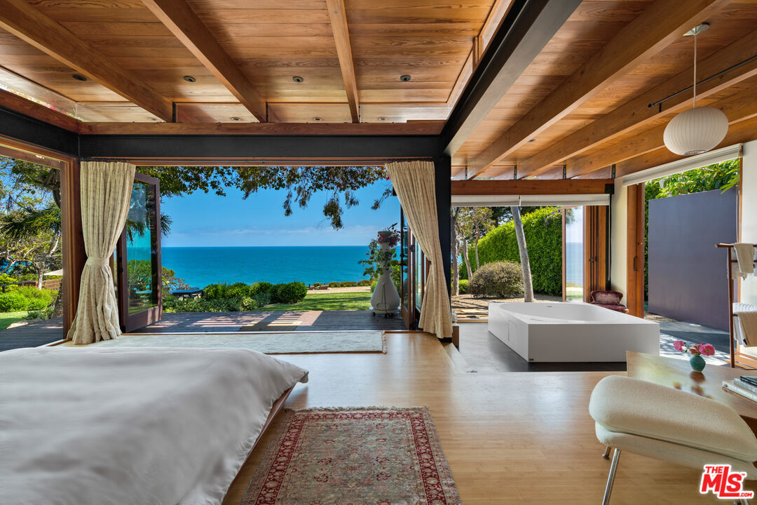 MLS #25512791 image #28