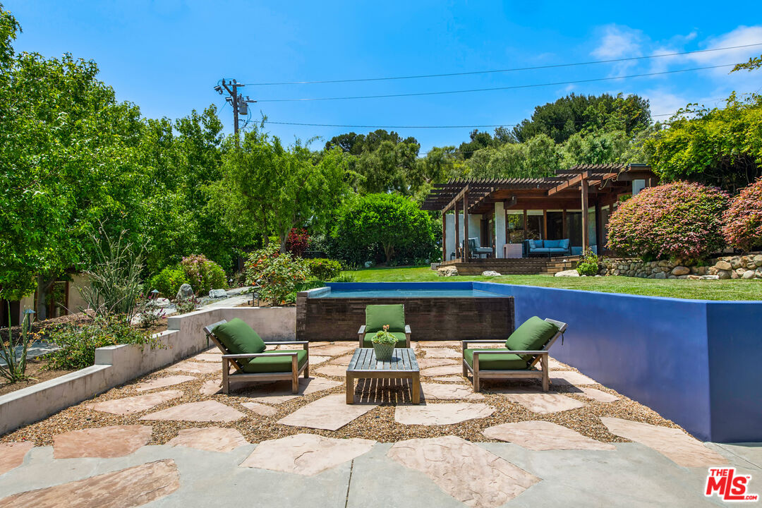 MLS #25512791 image #37