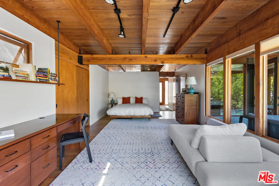 MLS #25512791 image #39