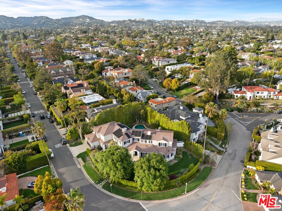 MLS #25512909 image #2