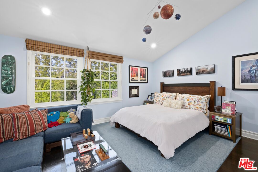 MLS #25512909 image #37