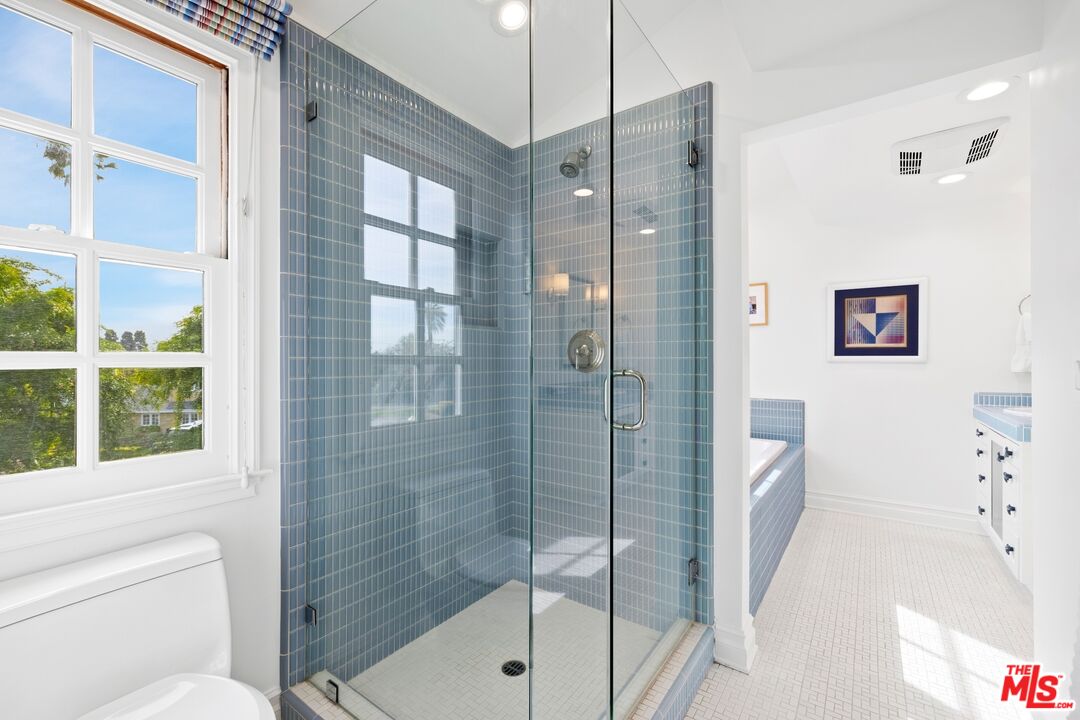 MLS #25512909 image #38