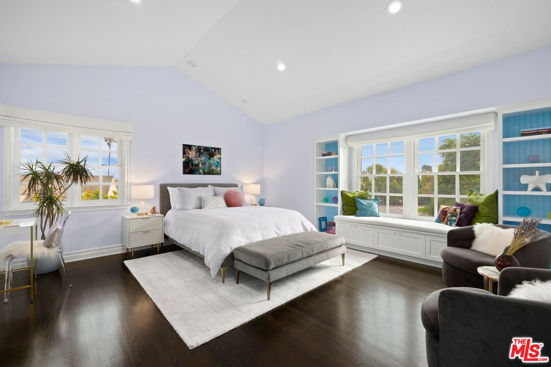 MLS #25512909 image #40