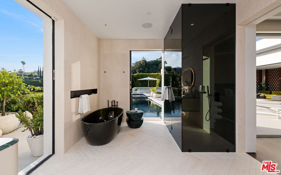 MLS #25513263 image #8