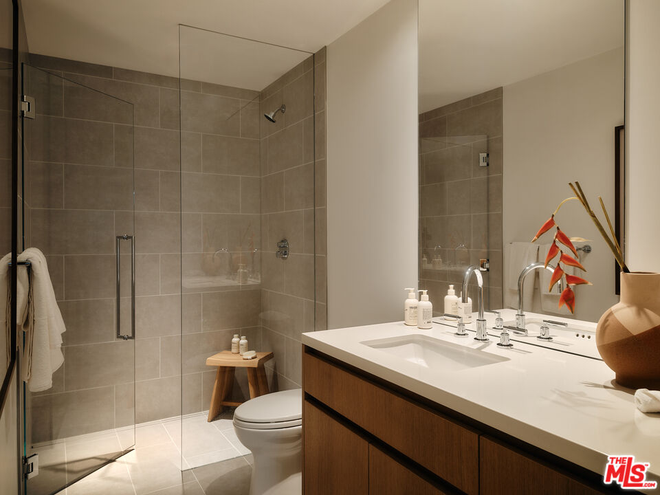 MLS #25513793 image #15