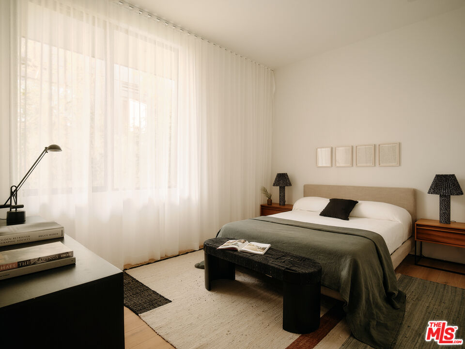 MLS #25513793 image #16