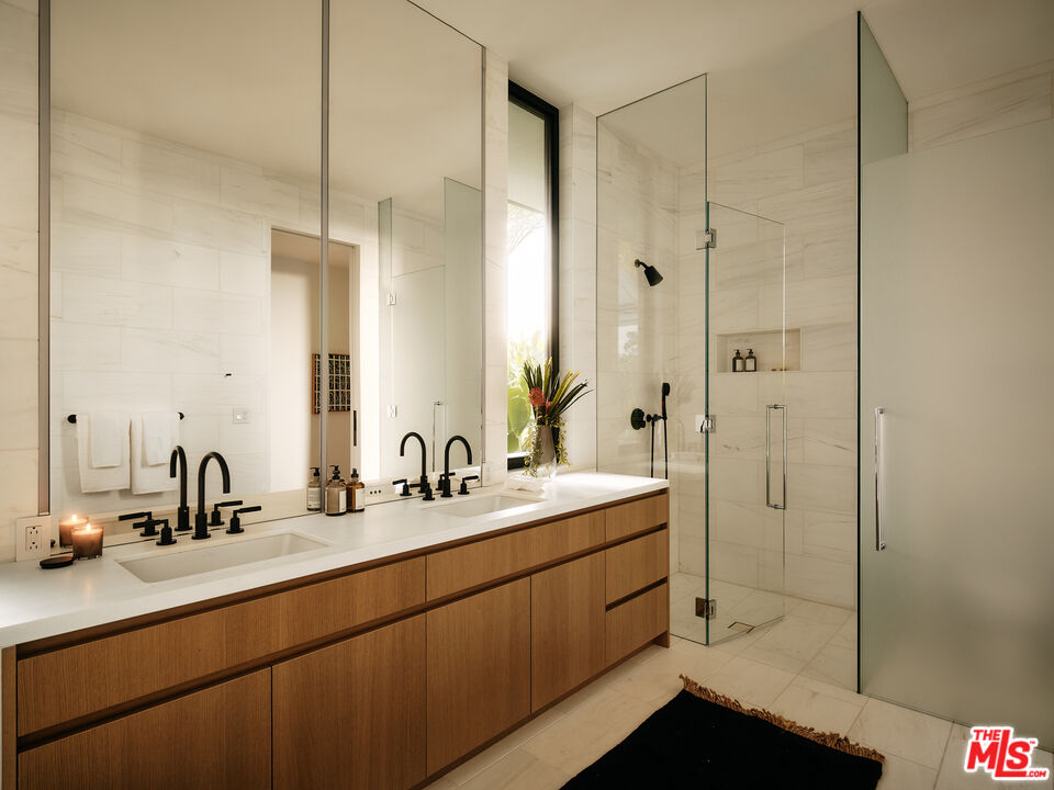 MLS #25513793 image #20