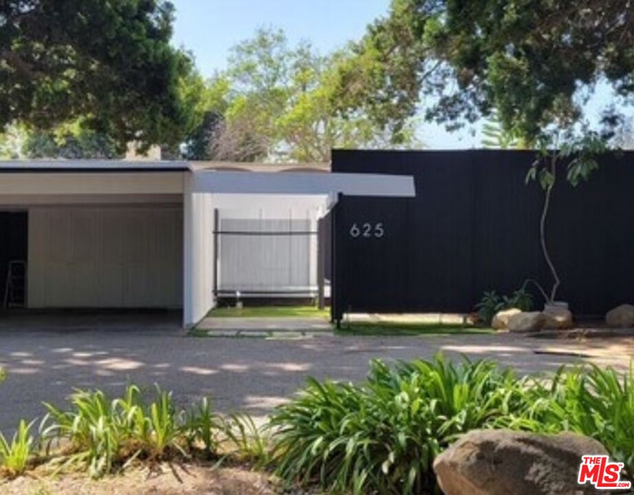 MLS #25514109 image #0