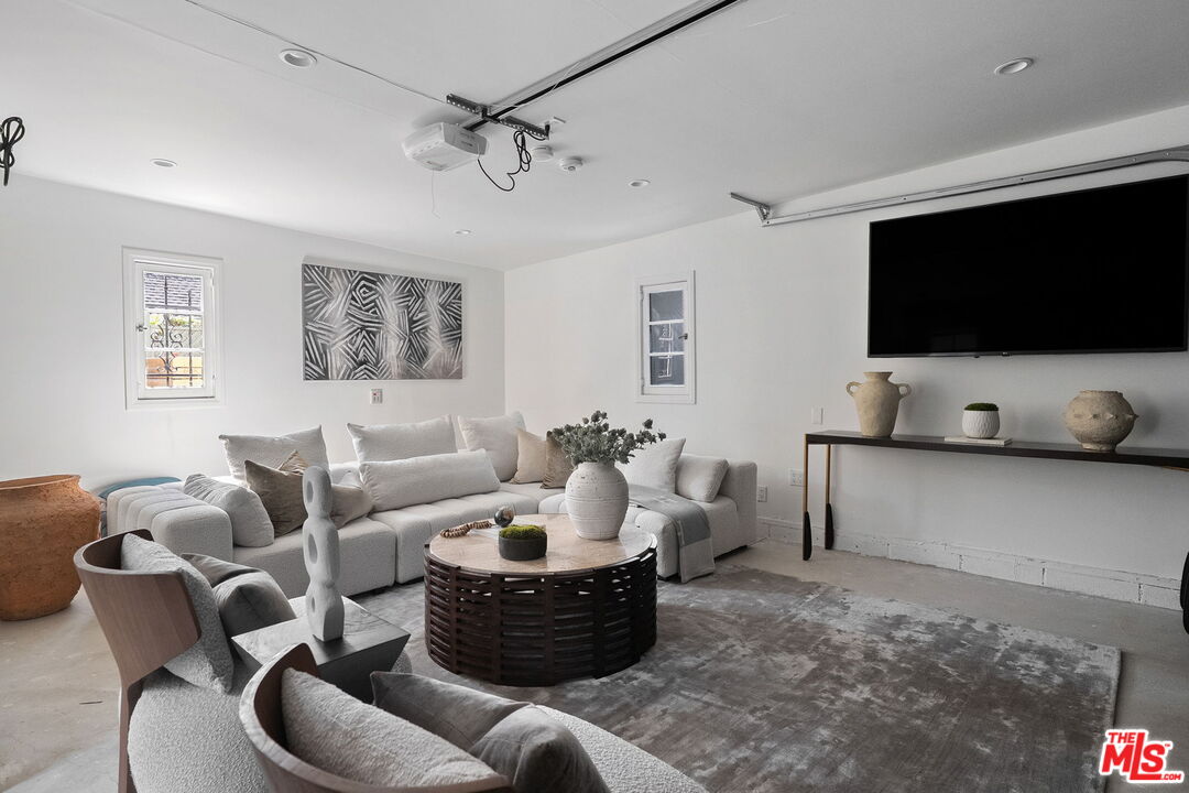 MLS #25514423 image #21