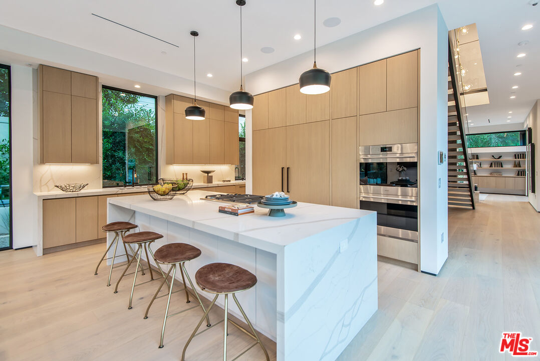 MLS #25515563 image #9