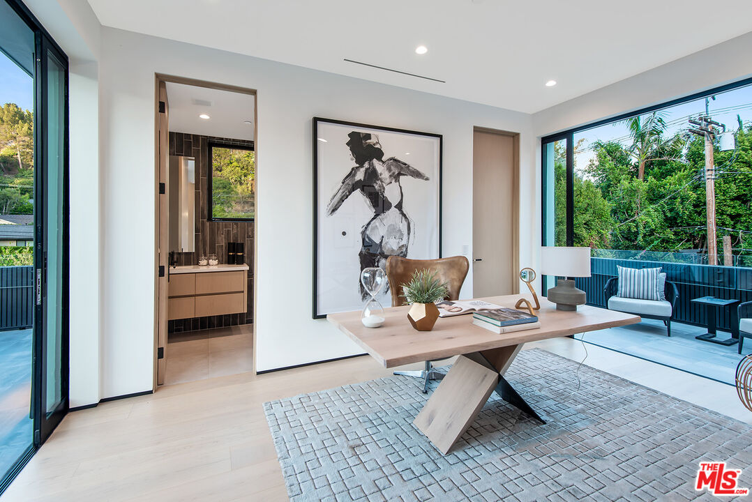 MLS #25515563 image #23