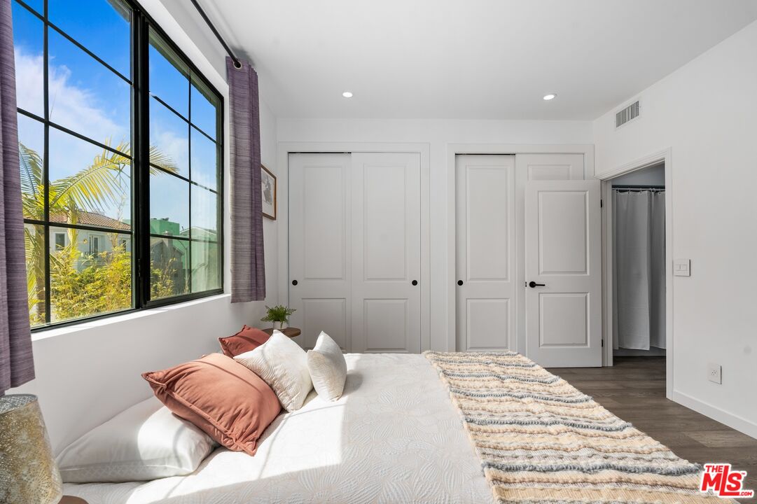 MLS #25515691 image #18