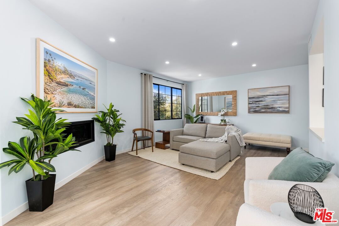 MLS #25515691 image #1