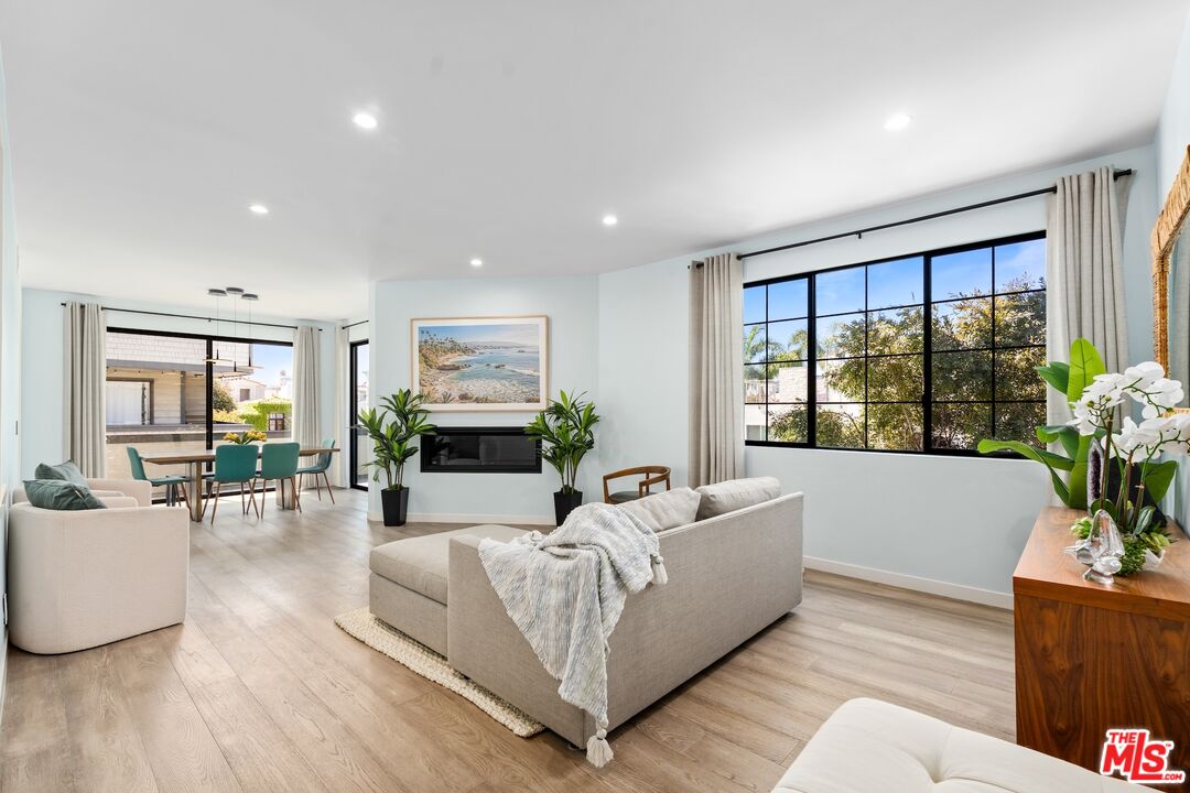 MLS #25515691 image #0