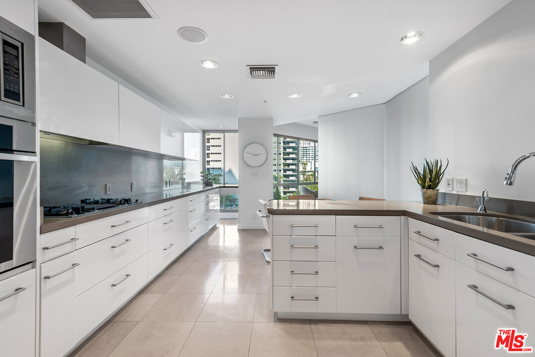 MLS #25515693 image #20