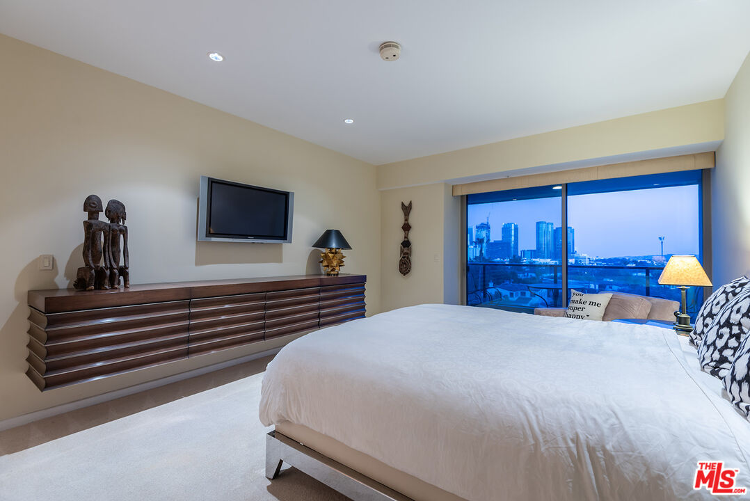 MLS #25515693 image #27