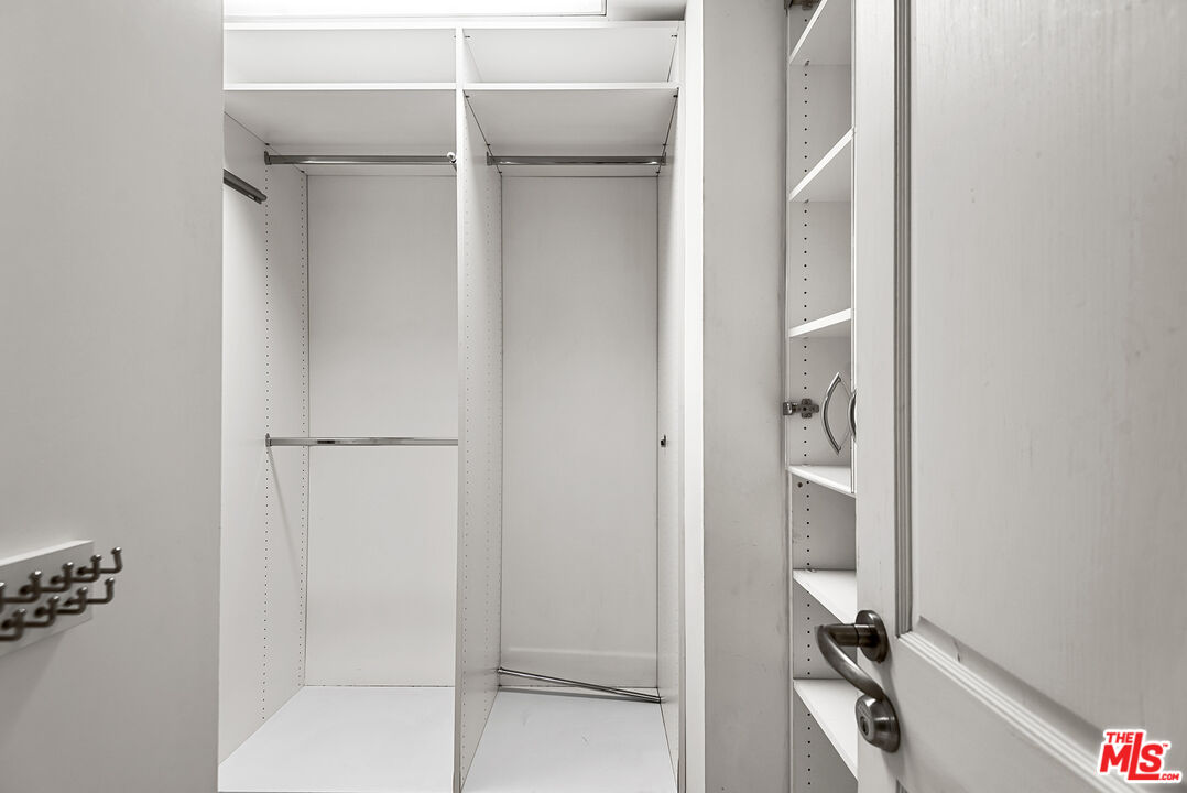 MLS #25515693 image #32