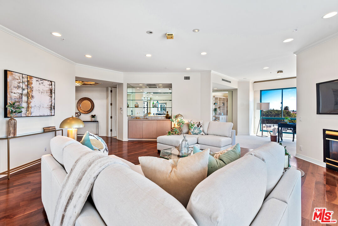 MLS #25516013 image #18