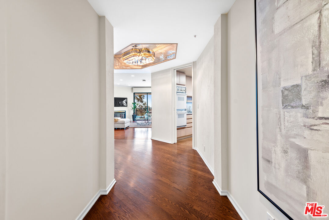 MLS #25516013 image #1