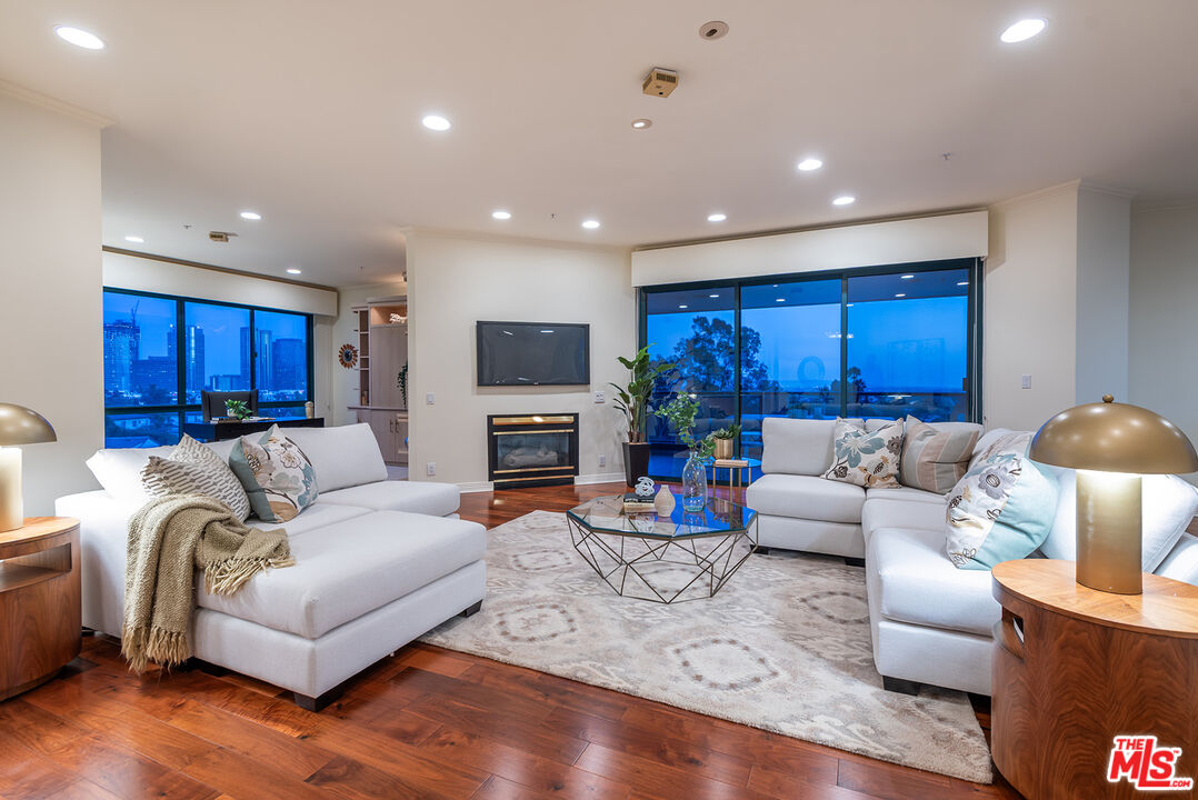 MLS #25516013 image #5