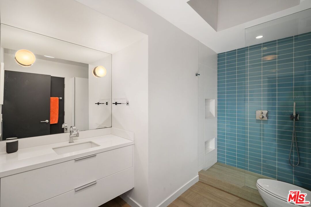 MLS #25516157 image #19