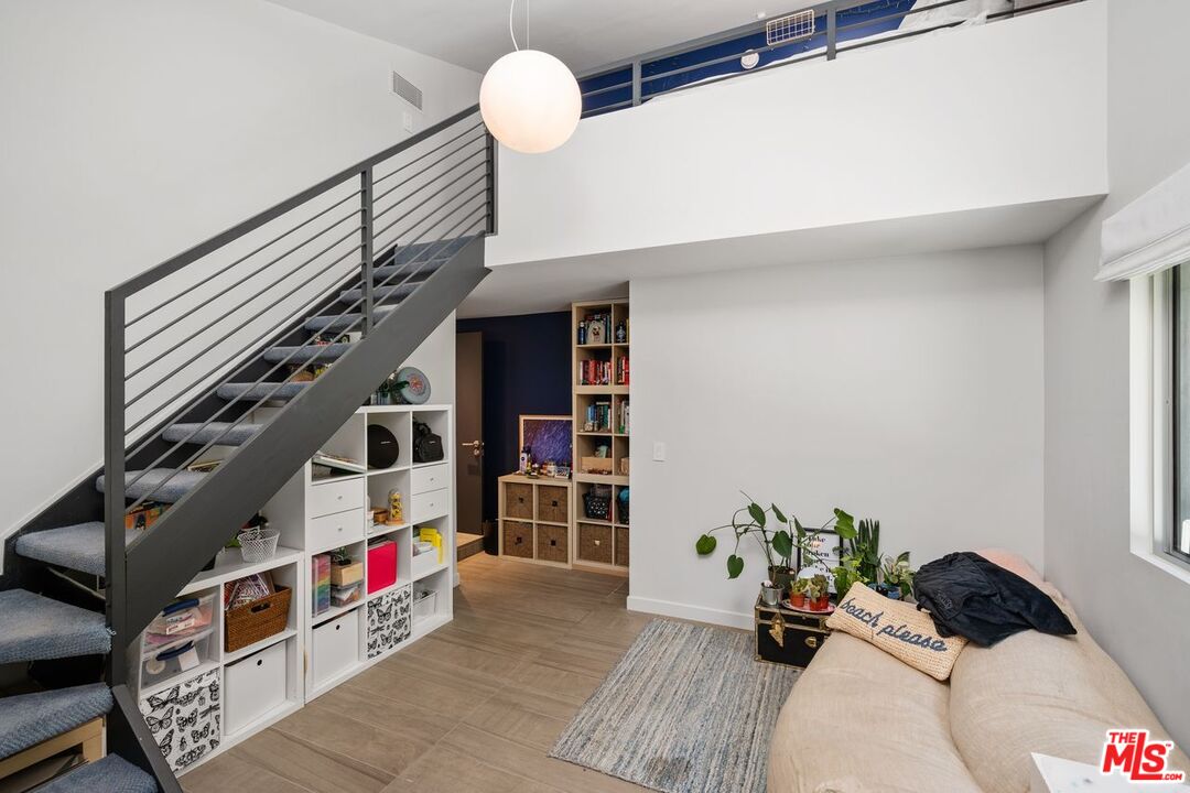 MLS #25516157 image #21