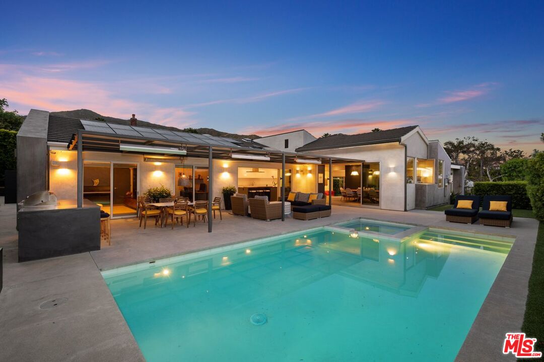 MLS #25516157 image #0