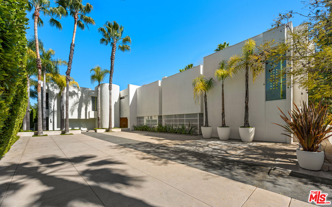 MLS #25516761 image #3