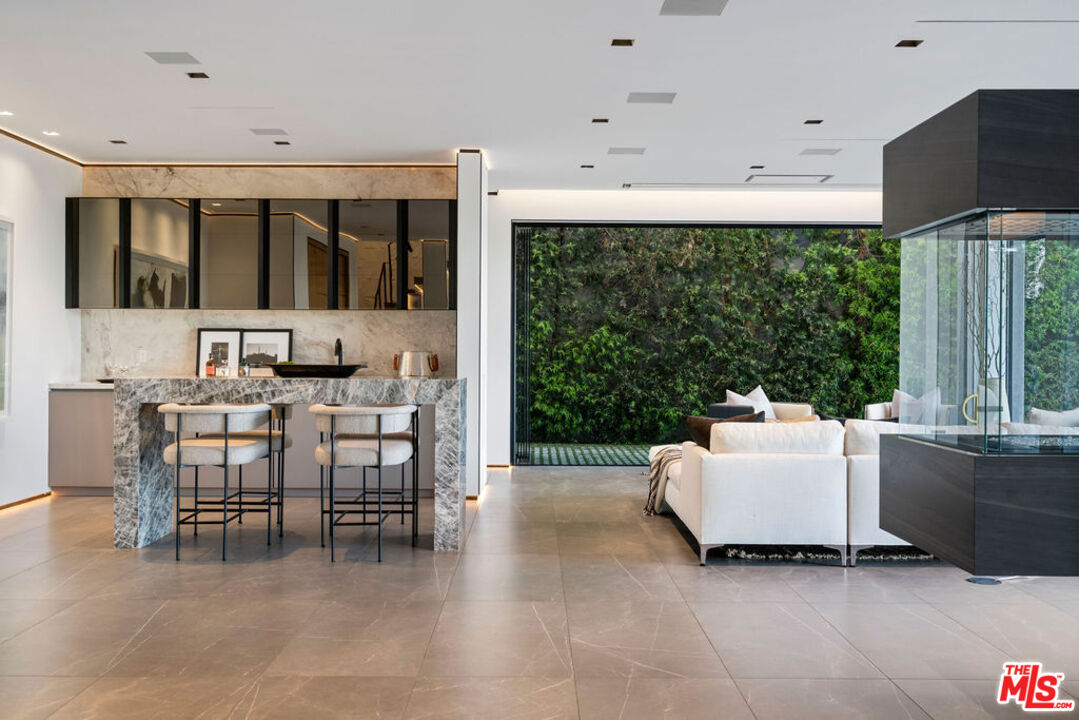 MLS #25516777 image #9