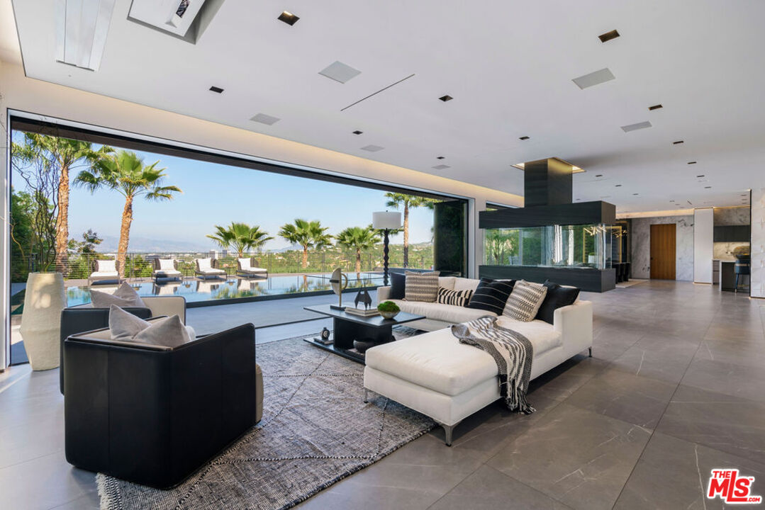 MLS #25516777 image #11