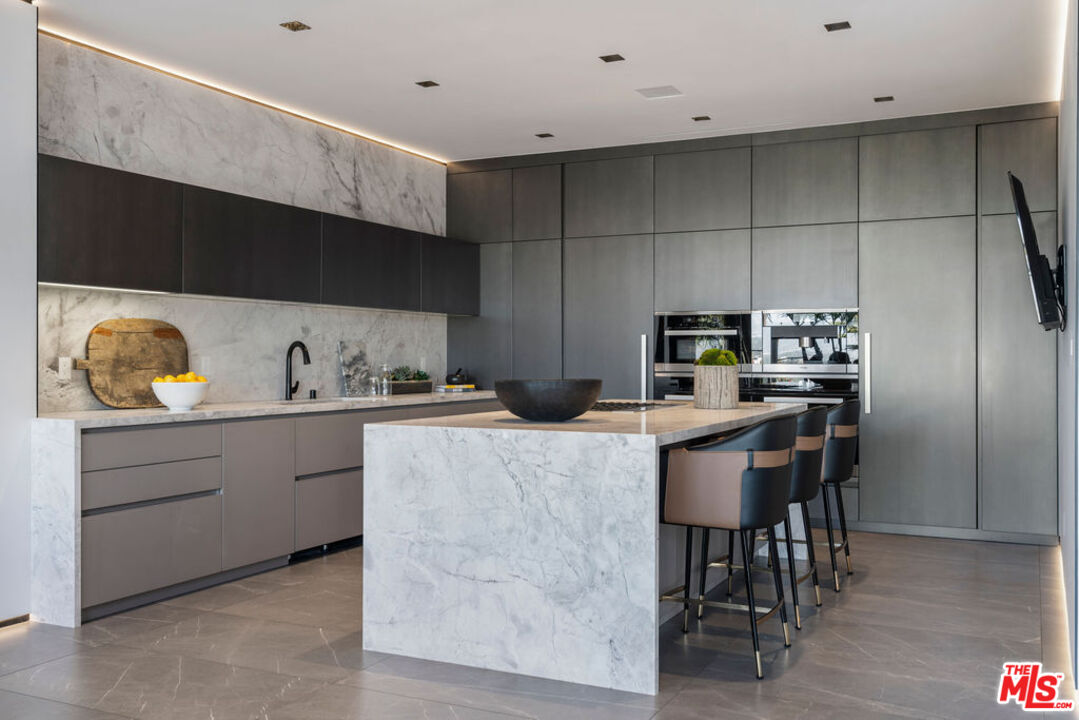 MLS #25516777 image #18