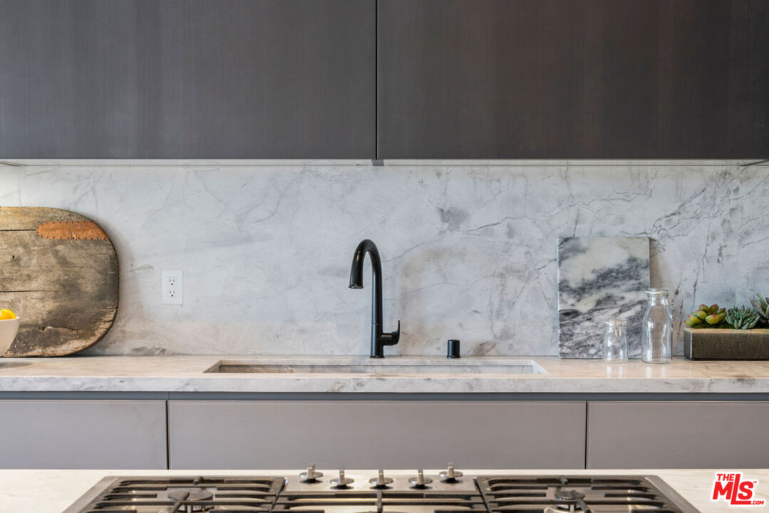 MLS #25516777 image #20