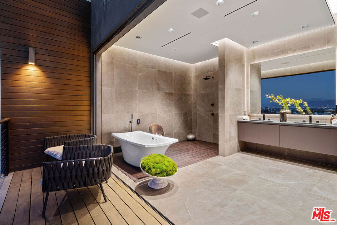 MLS #25516777 image #57