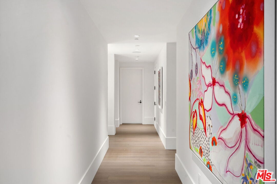 MLS #25516793 image #15