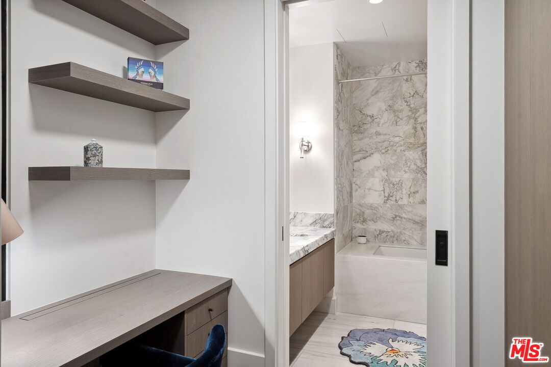 MLS #25516793 image #26