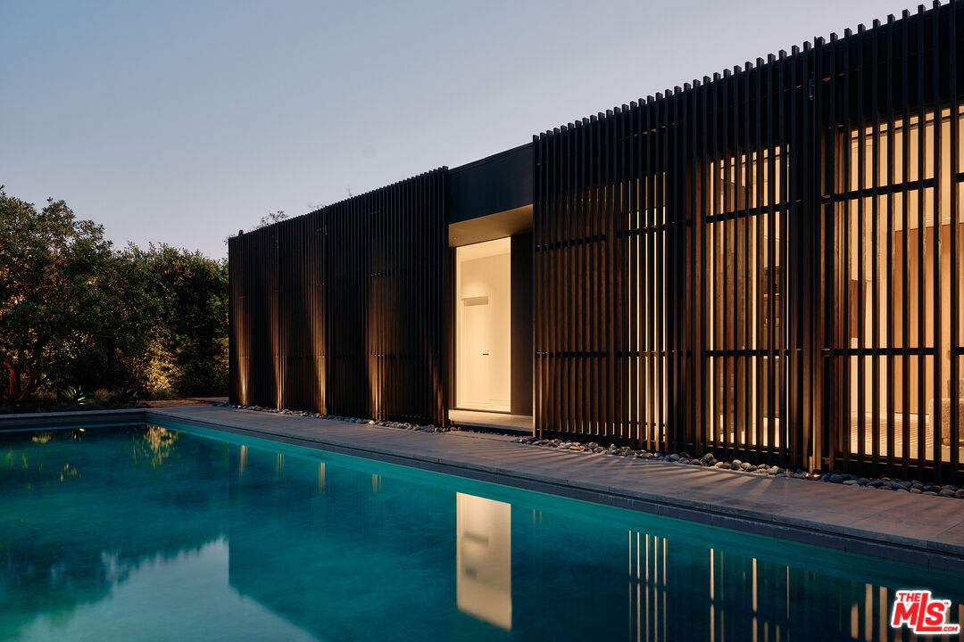 MLS #25516923 image #21